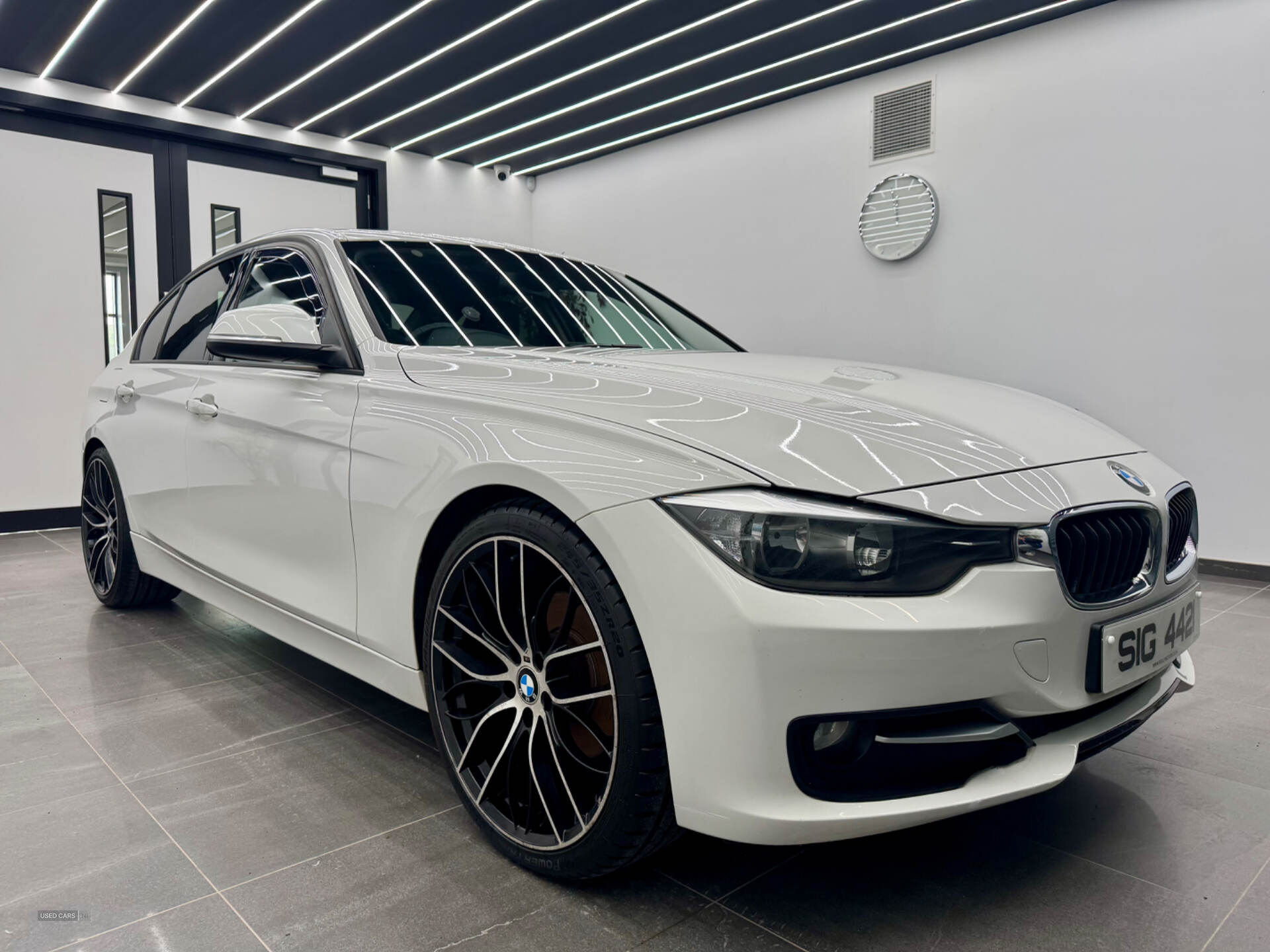 BMW 3 Series DIESEL SALOON in Derry / Londonderry