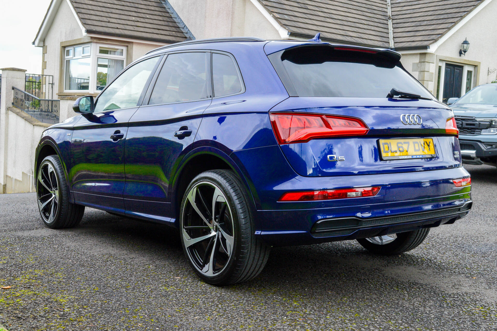 Car Thumbnail 7