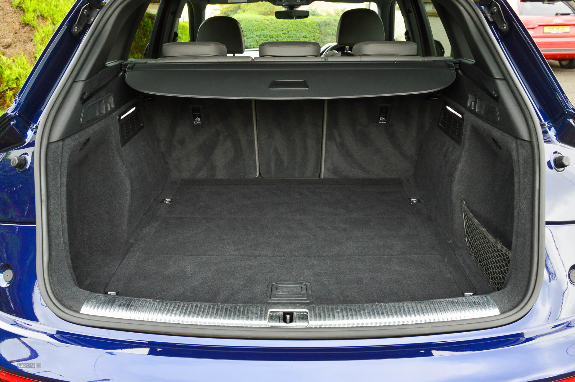 Car Thumbnail 11