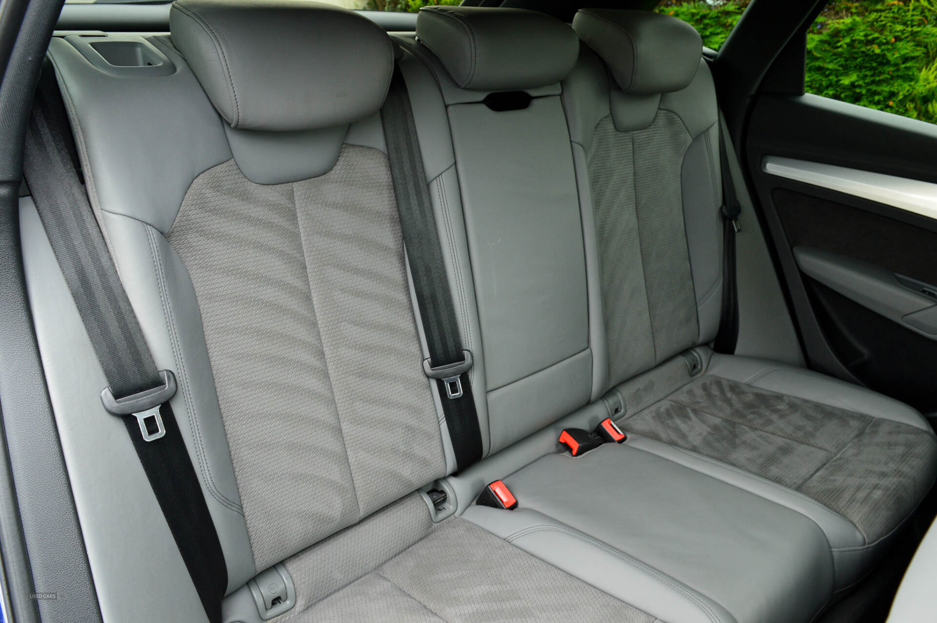 Car Thumbnail 13