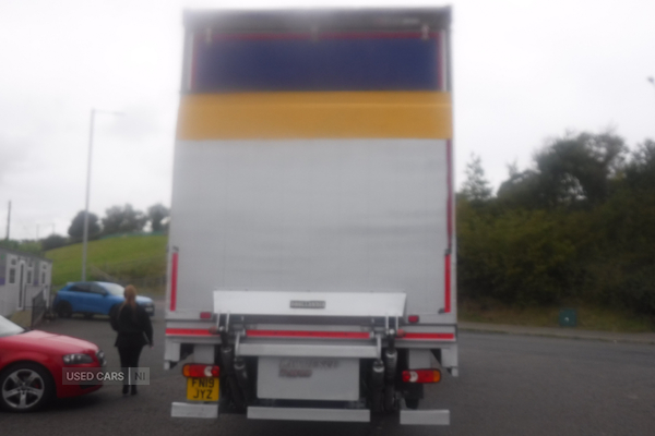 Daf CF 260 Curtainsider 30ft. 9ft highT/Lift 2000kg in Down