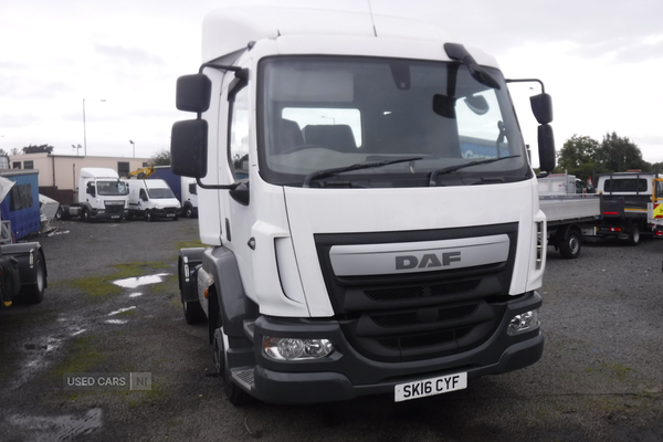 Daf LF220 URBAN TRACTOR UNIT in Down