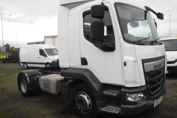 Daf LF220 URBAN TRACTOR UNIT in Down