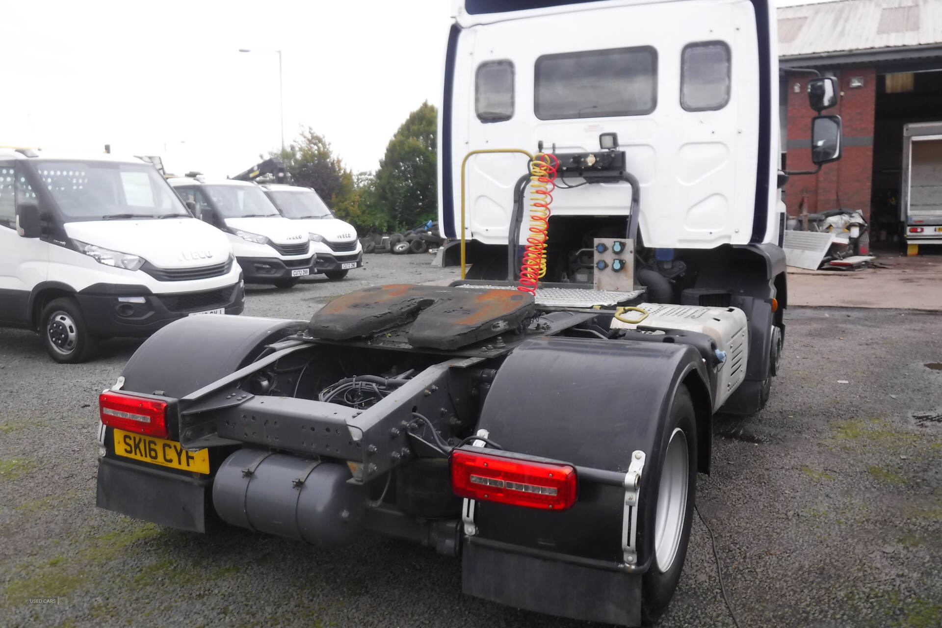 Daf LF220 URBAN TRACTOR UNIT in Down