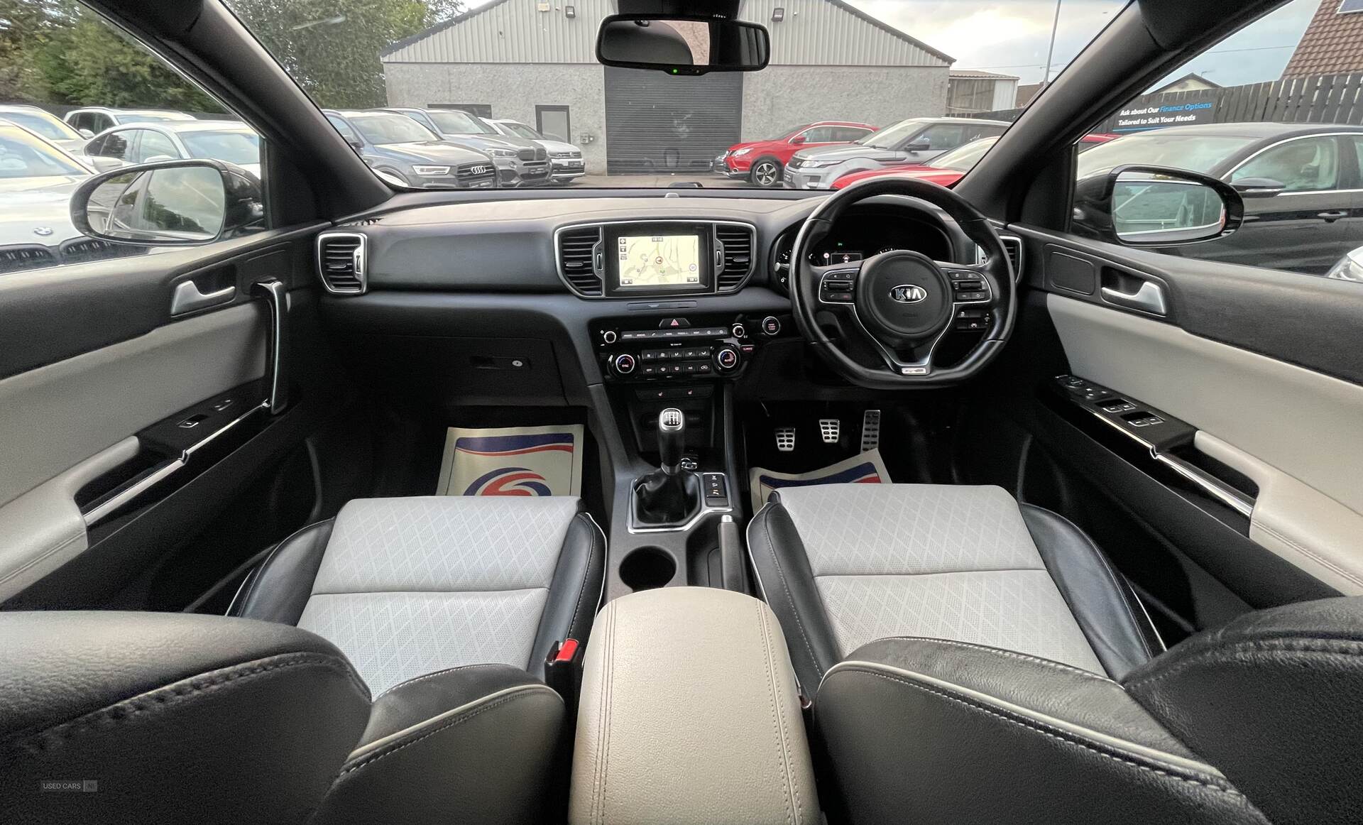 Car Thumbnail 8