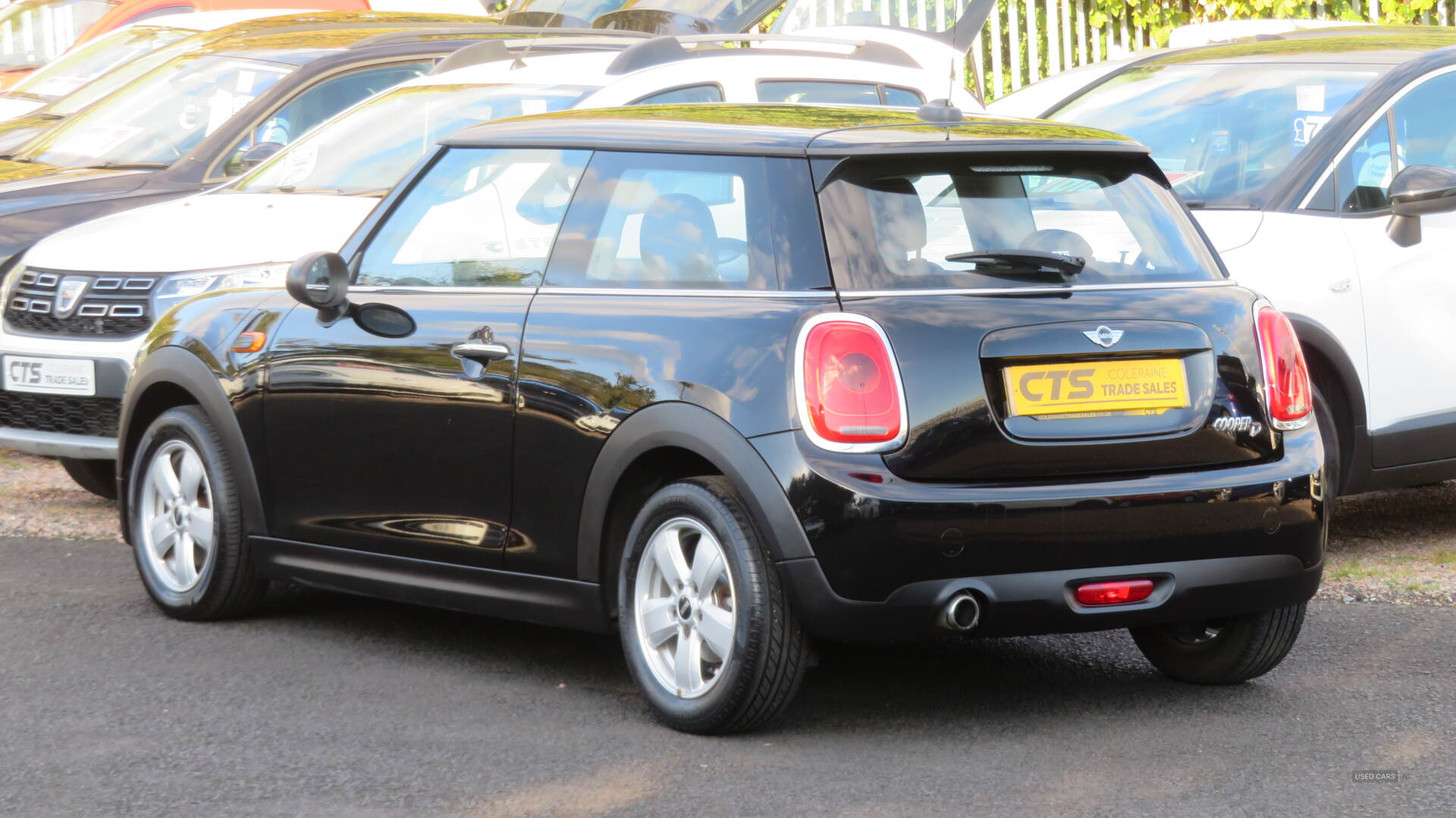 Car Thumbnail 6