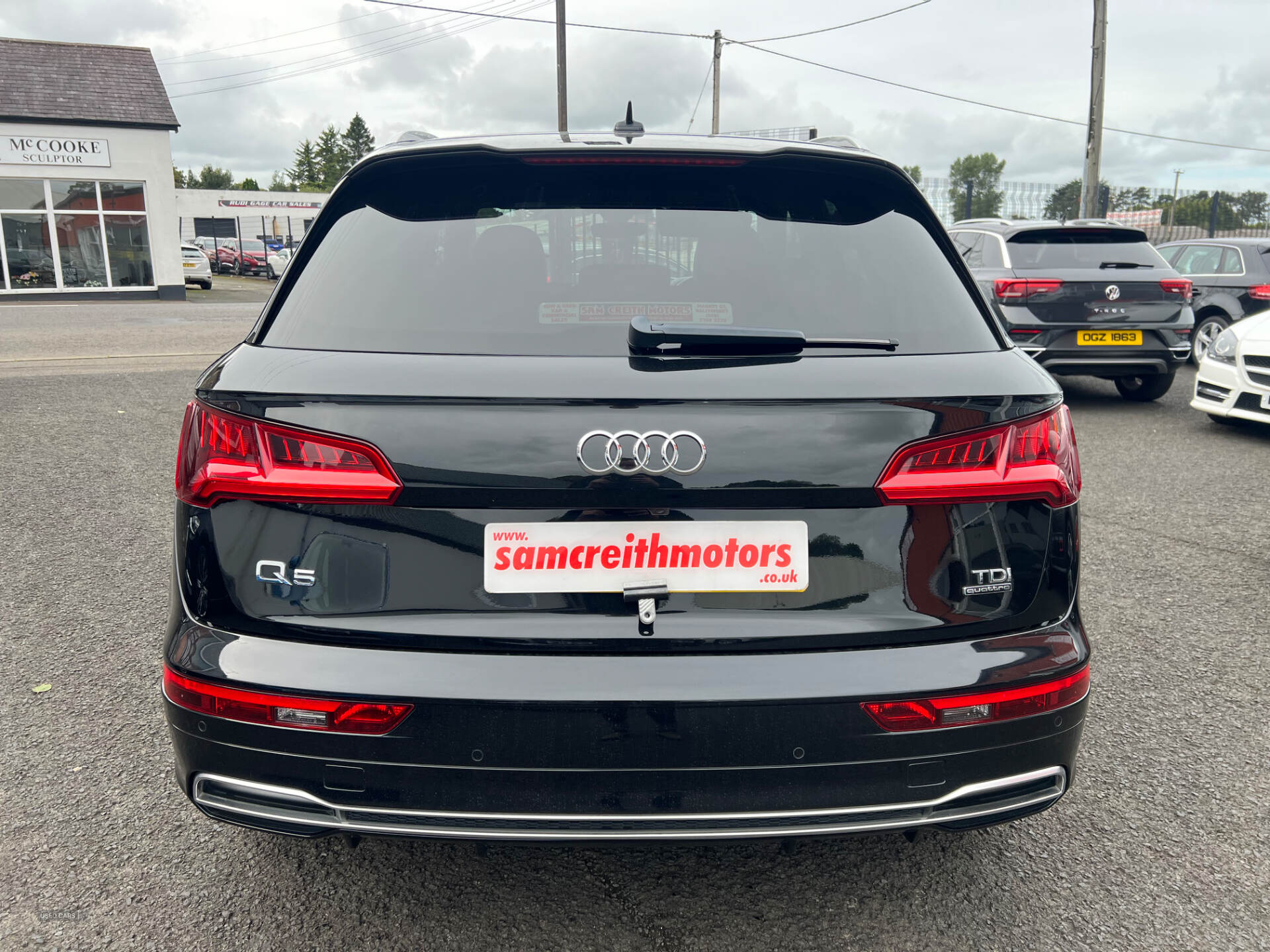 Car Thumbnail 4
