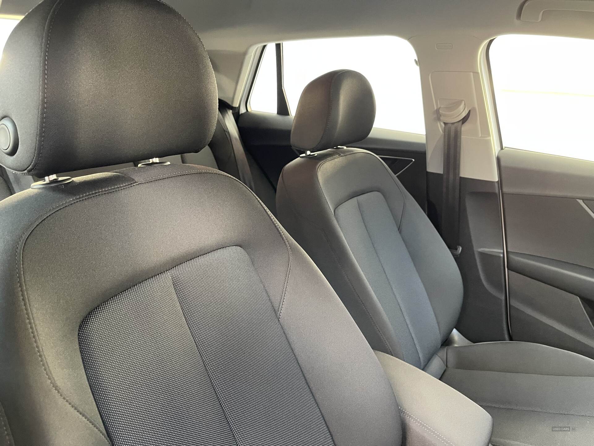 Car Thumbnail 15