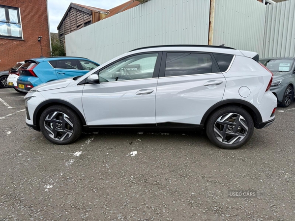 Hyundai Bayon HATCHBACK in Down