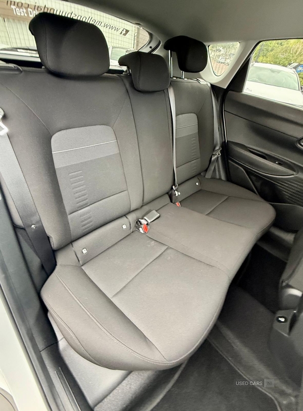 Hyundai Bayon HATCHBACK in Down