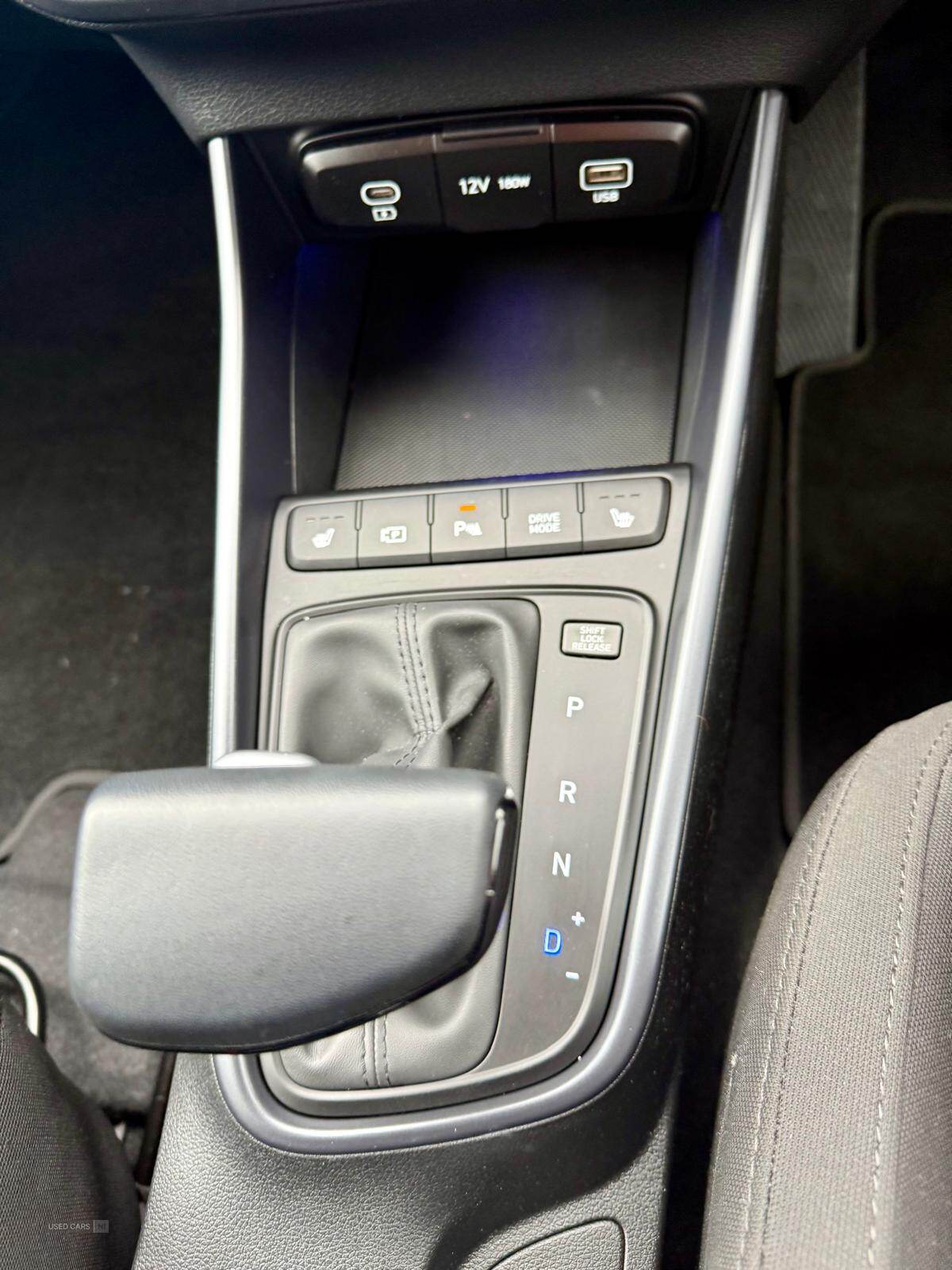 Hyundai Bayon HATCHBACK in Down