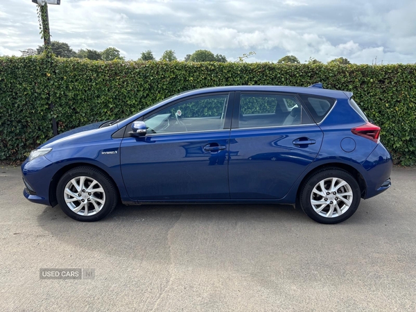 Toyota Auris HATCHBACK in Tyrone