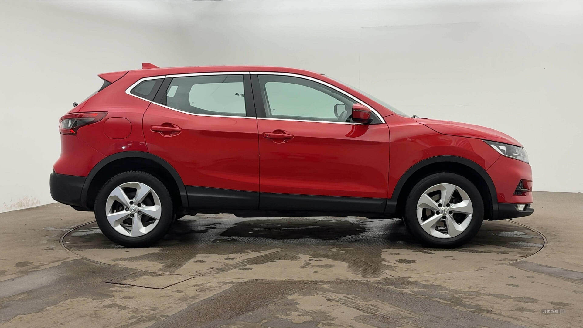 Nissan Qashqai DIESEL HATCHBACK in Down