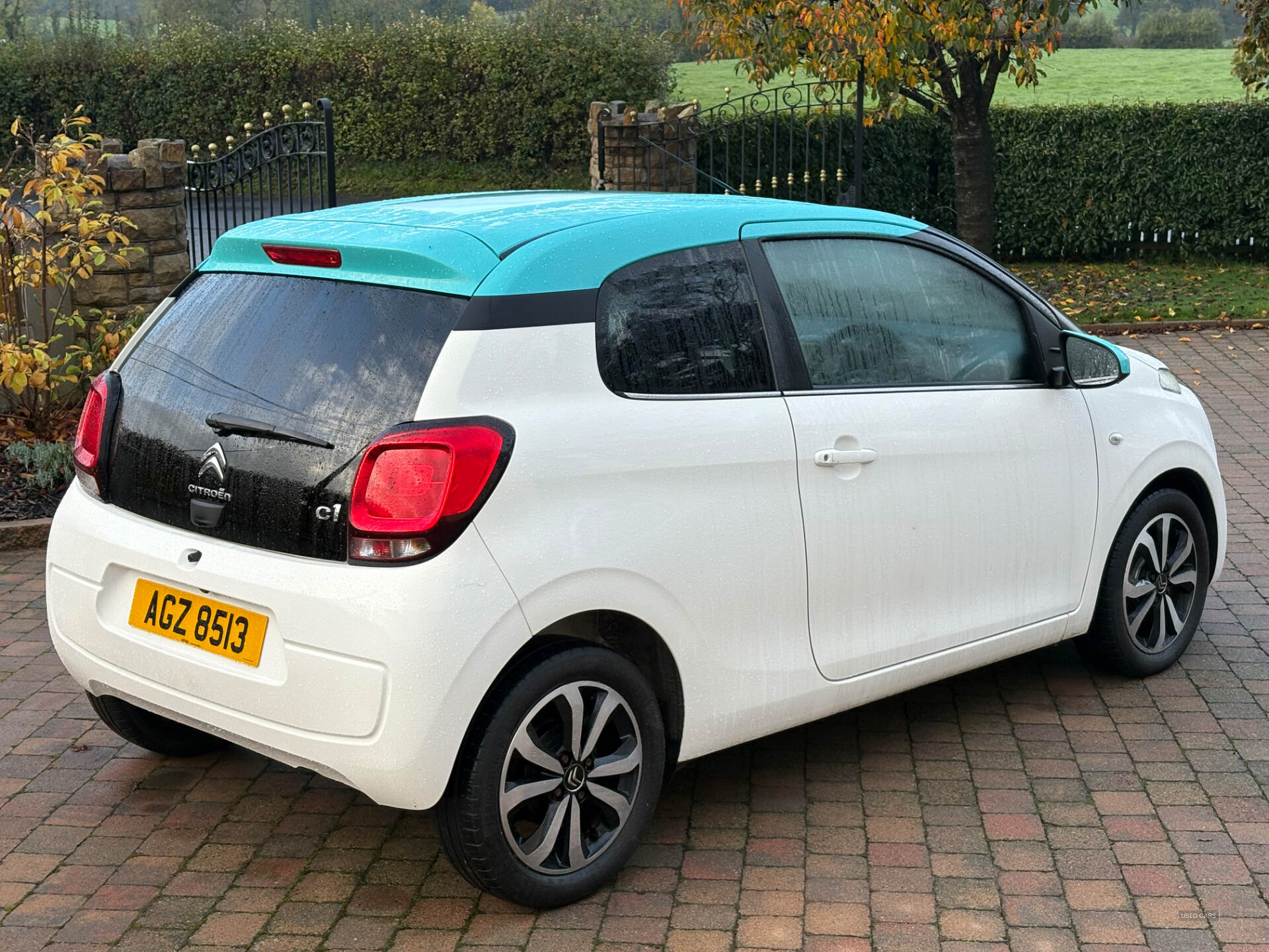 Car Thumbnail 6