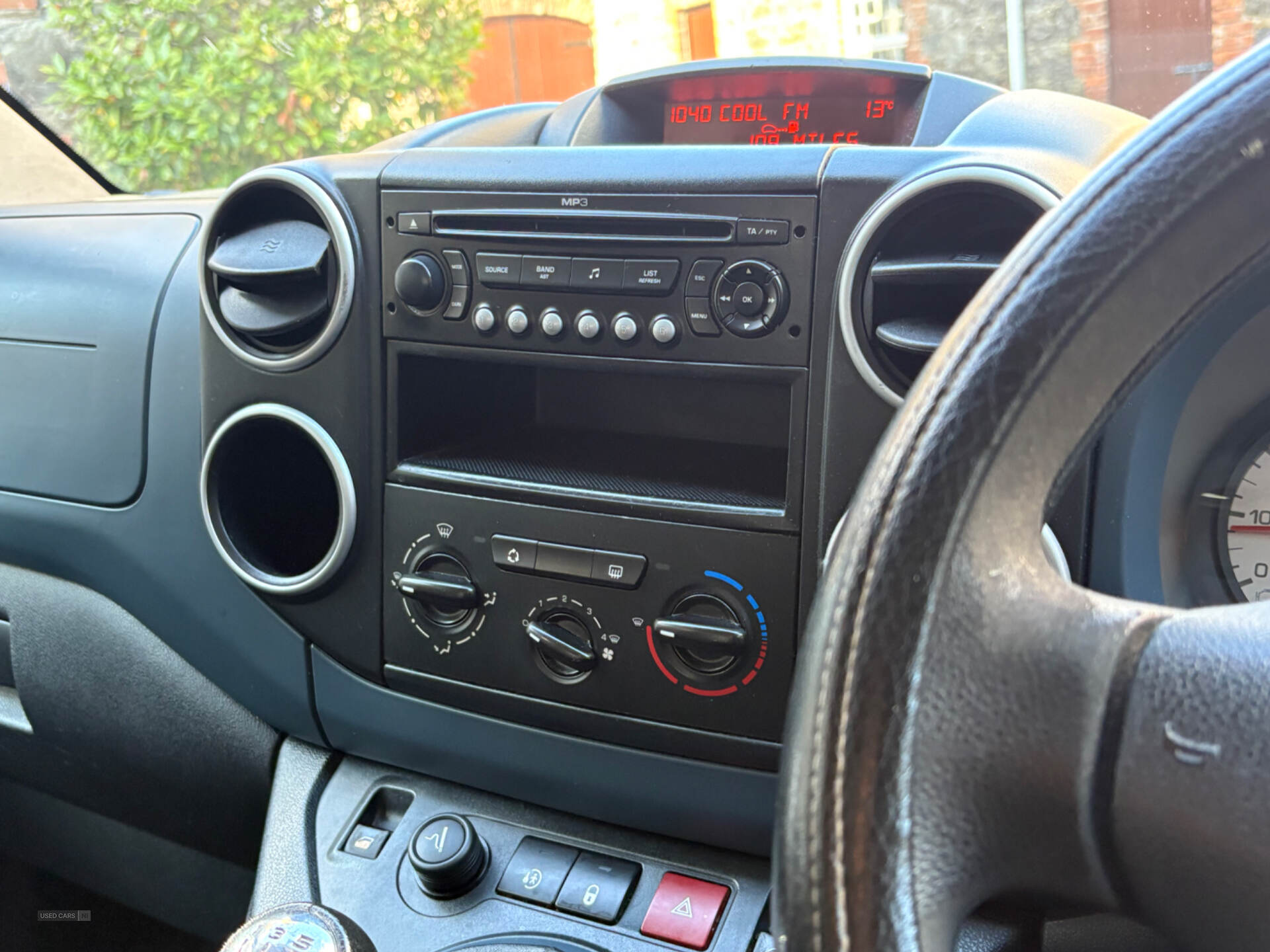 Car Thumbnail 11