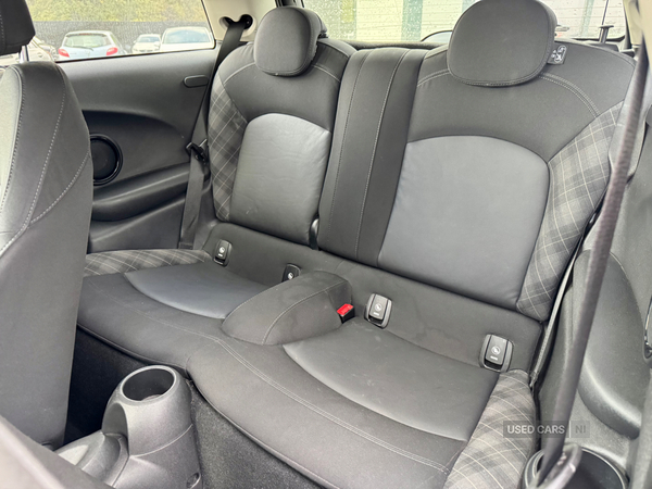 MINI Hatch DIESEL in Derry / Londonderry