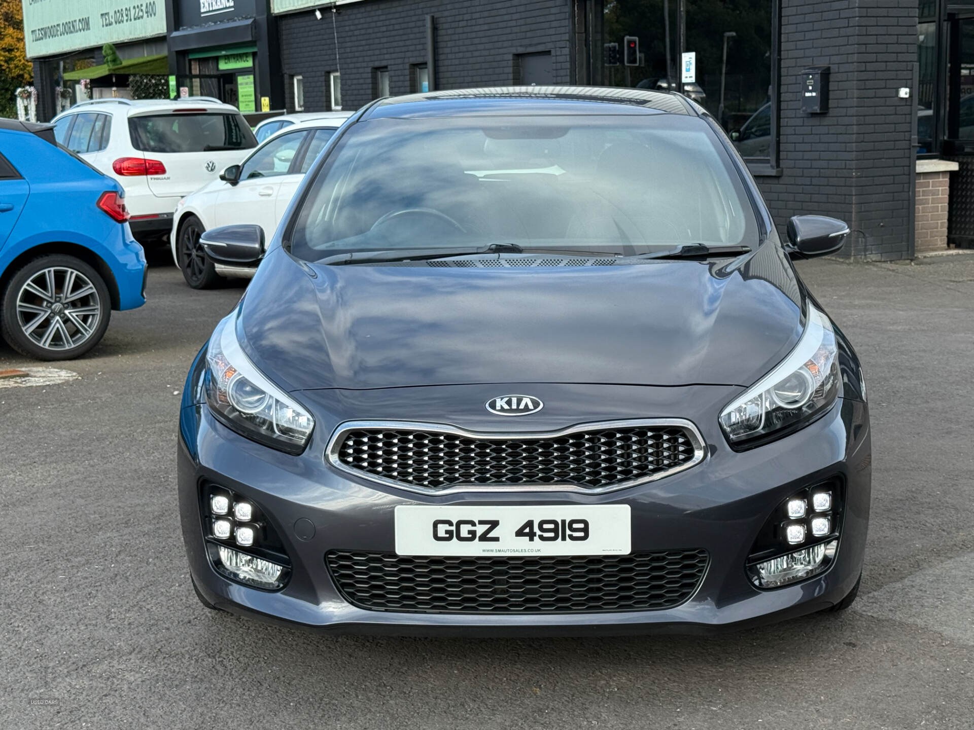 Car Thumbnail 7