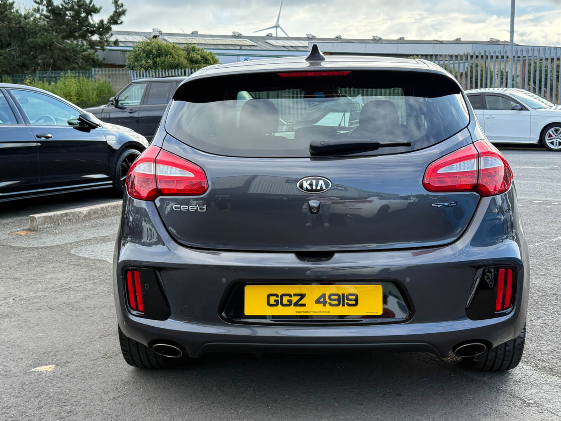 Car Thumbnail 8