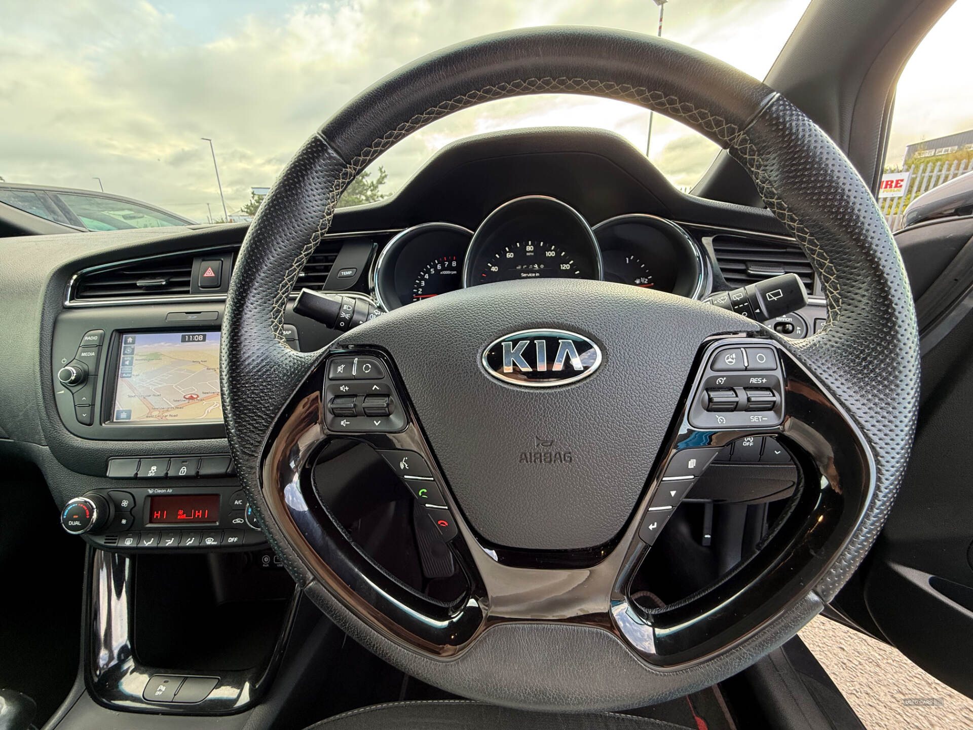 Car Thumbnail 18