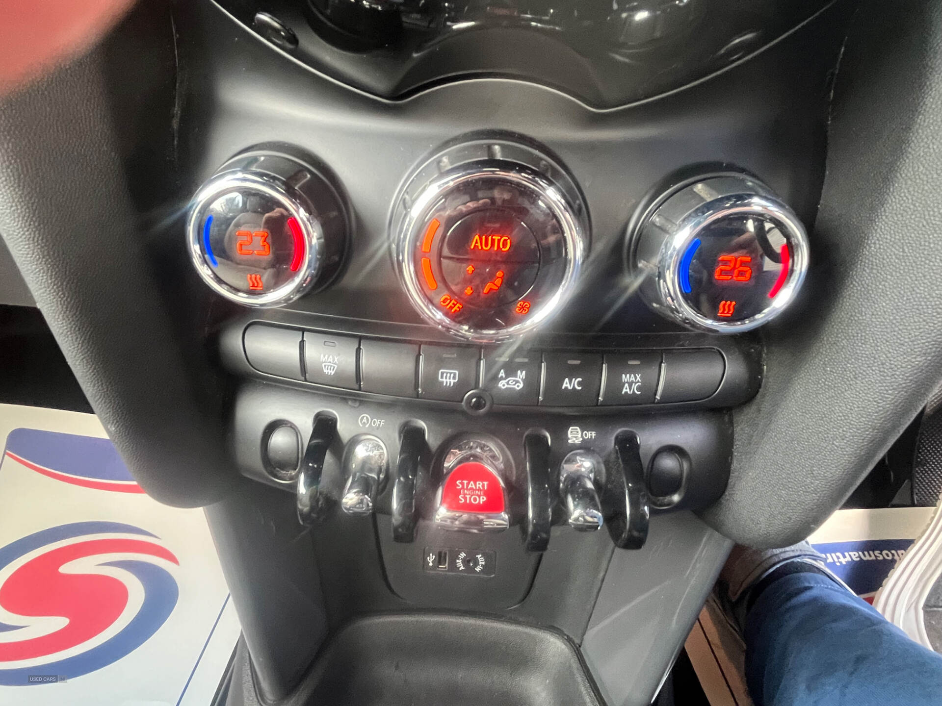 Car Thumbnail 12