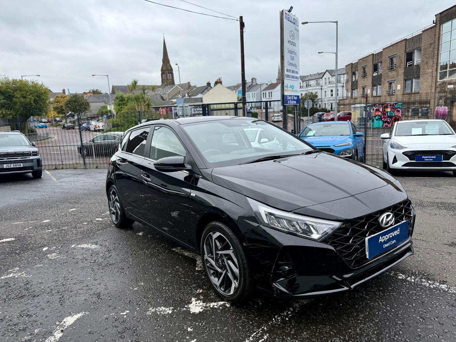 Hyundai i20 HATCHBACK in Down