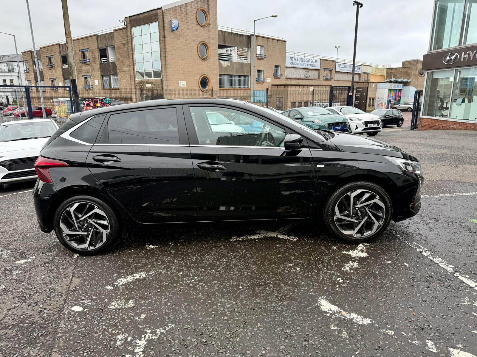 Hyundai i20 HATCHBACK in Down