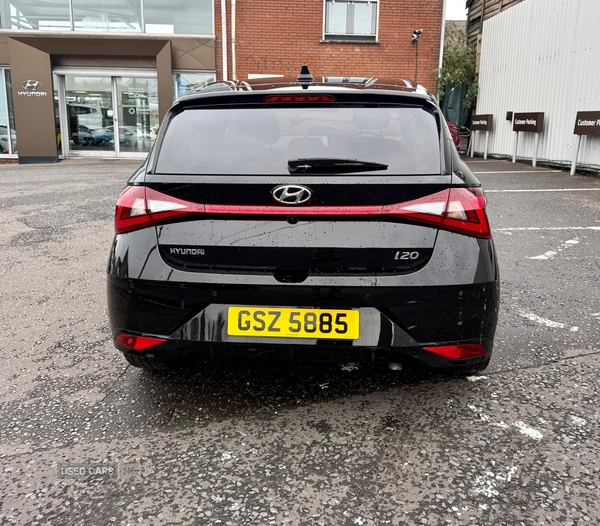 Hyundai i20 HATCHBACK in Down