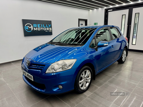 Toyota Auris HATCHBACK in Derry / Londonderry