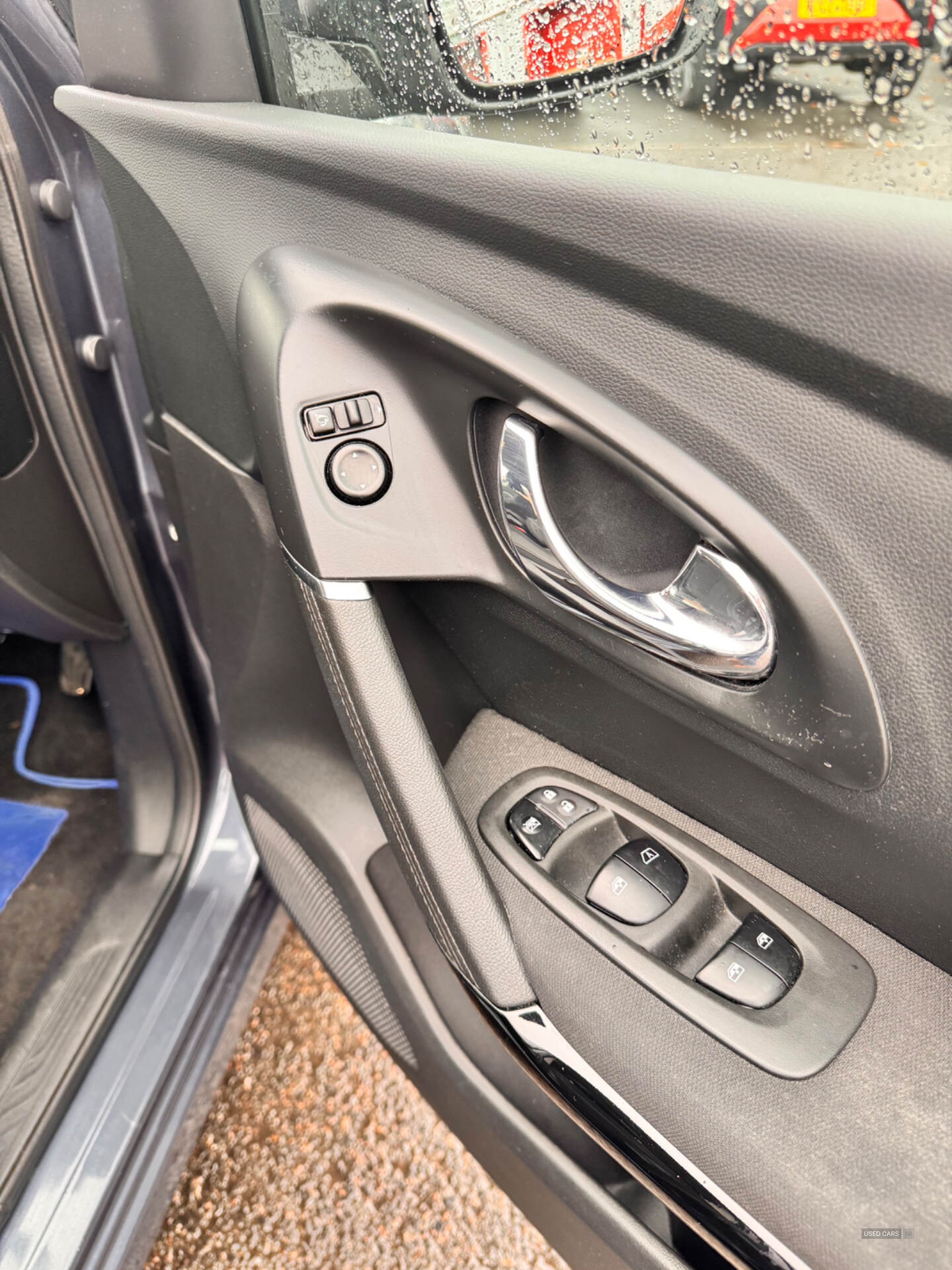 Car Thumbnail 13