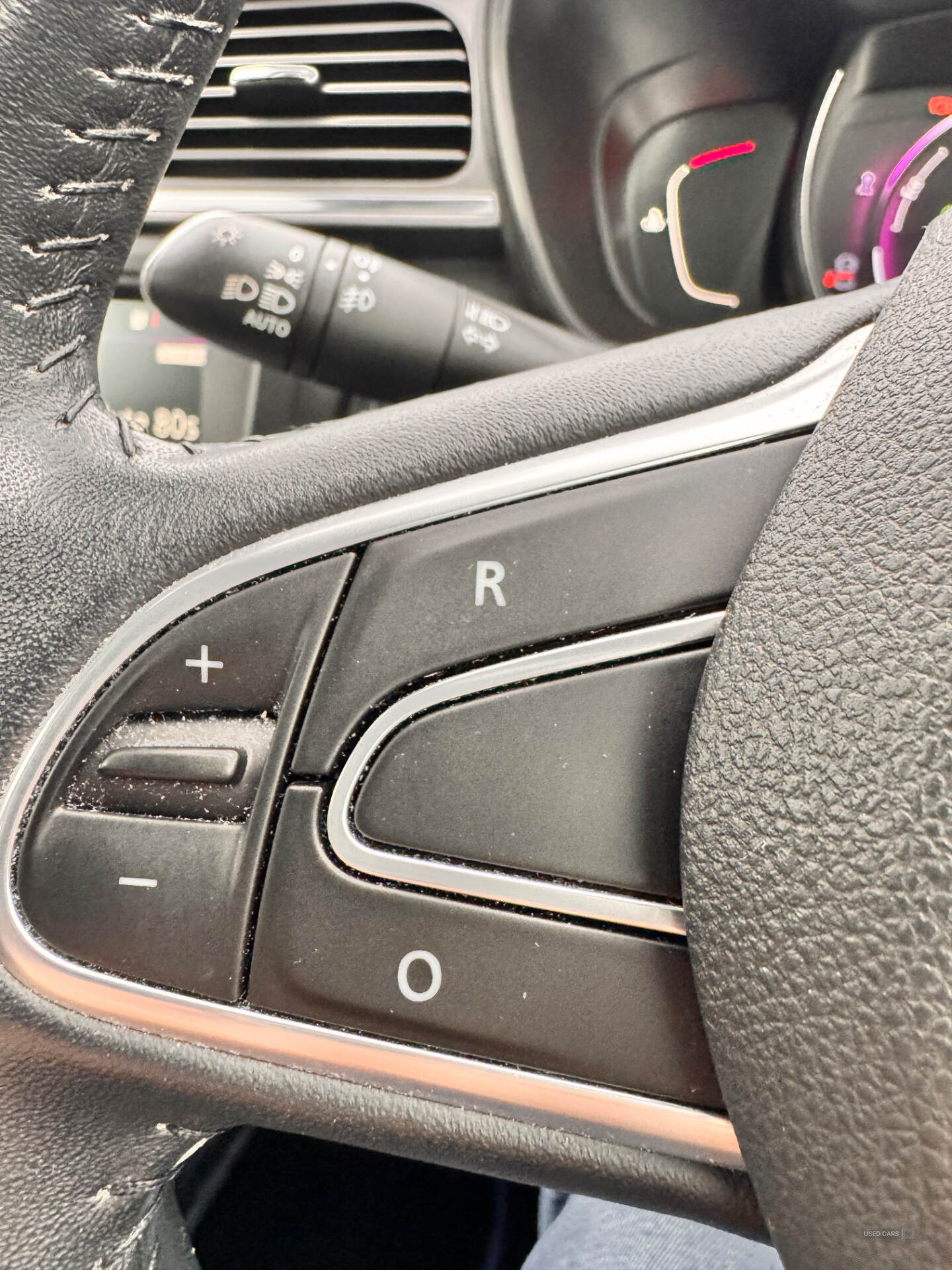 Car Thumbnail 16