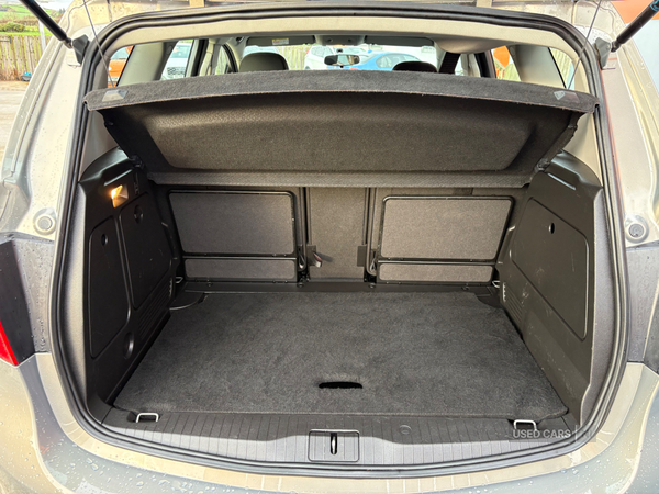 Vauxhall Meriva ESTATE in Derry / Londonderry