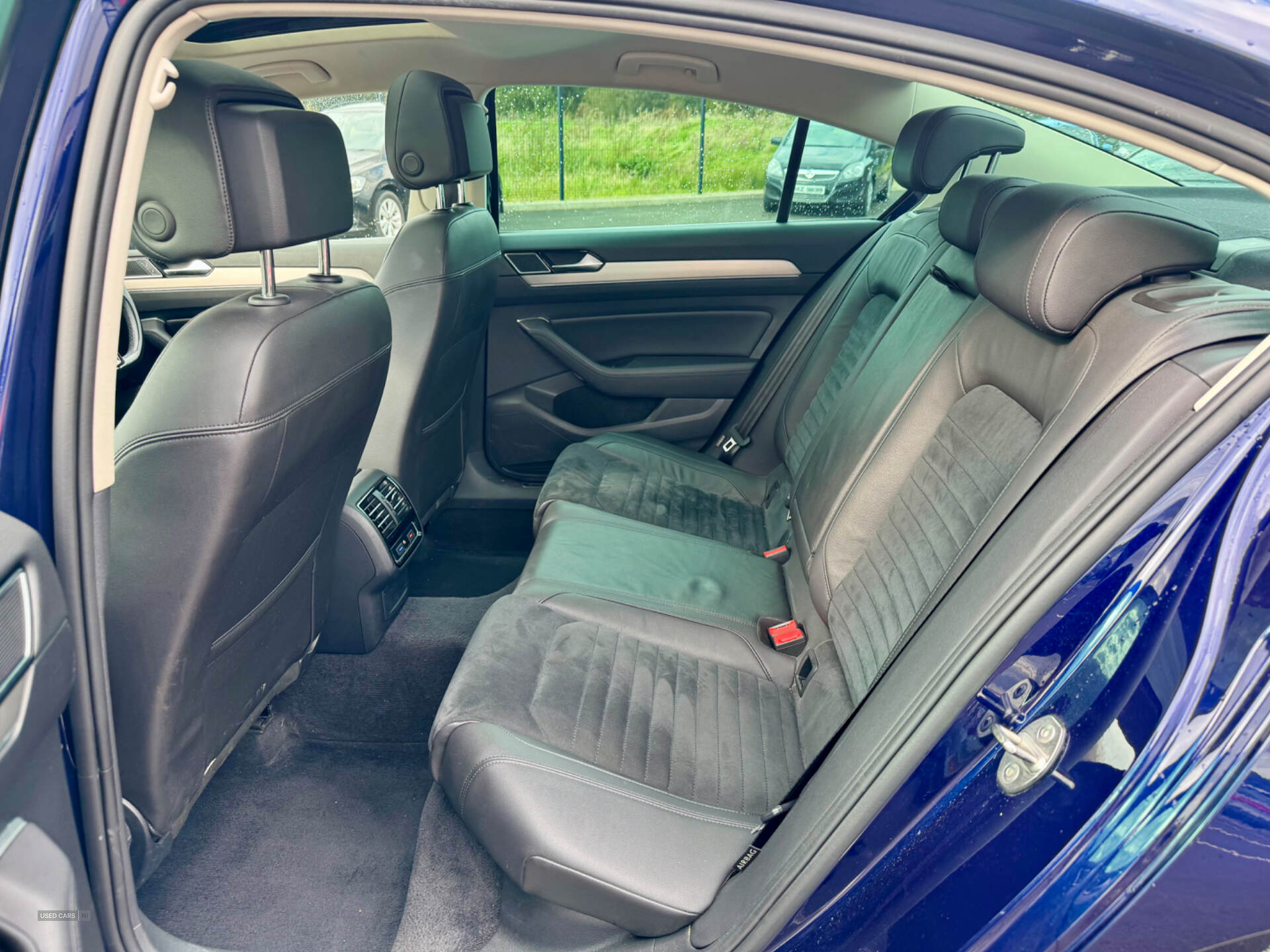Volkswagen Passat DIESEL SALOON in Derry / Londonderry