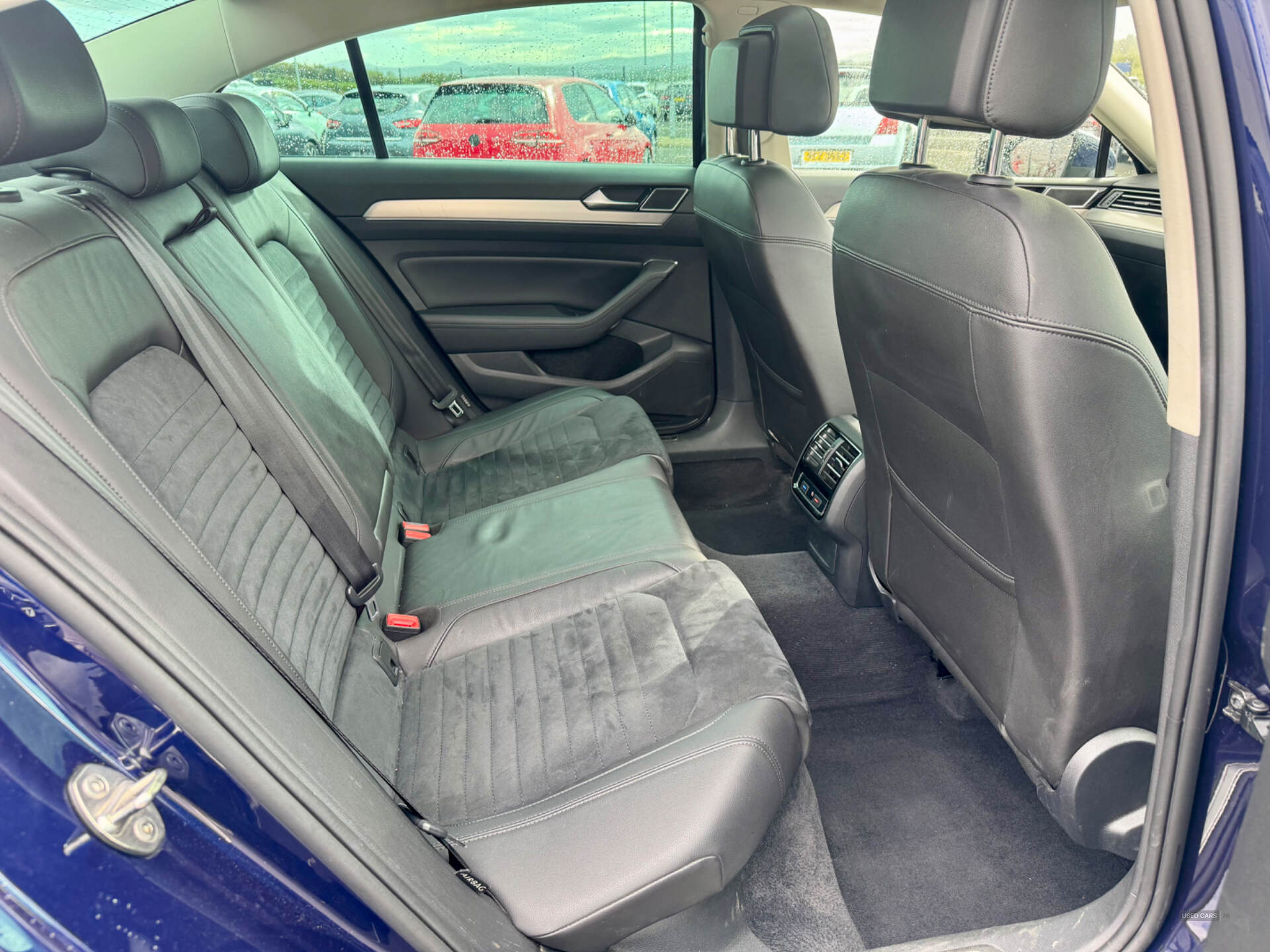 Volkswagen Passat DIESEL SALOON in Derry / Londonderry