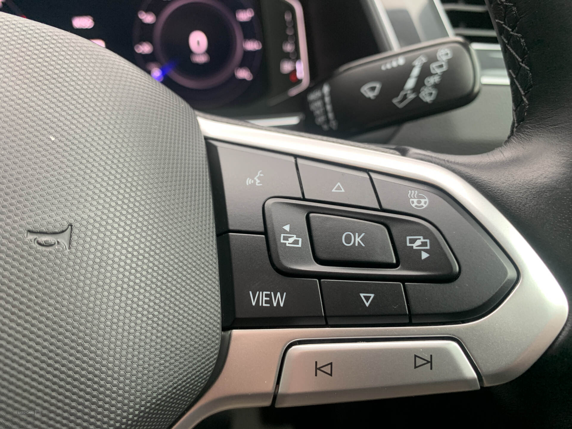 Car Thumbnail 15