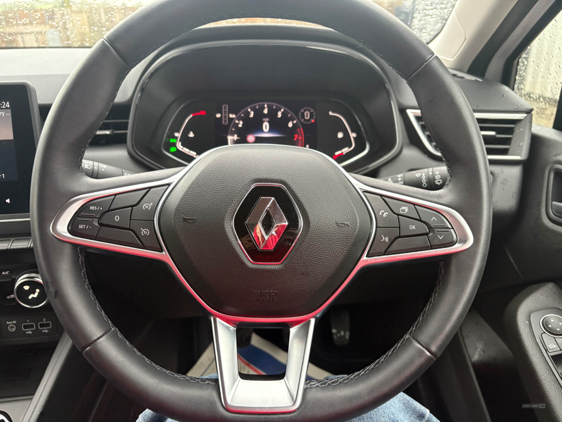 Renault Clio HATCHBACK in Derry / Londonderry