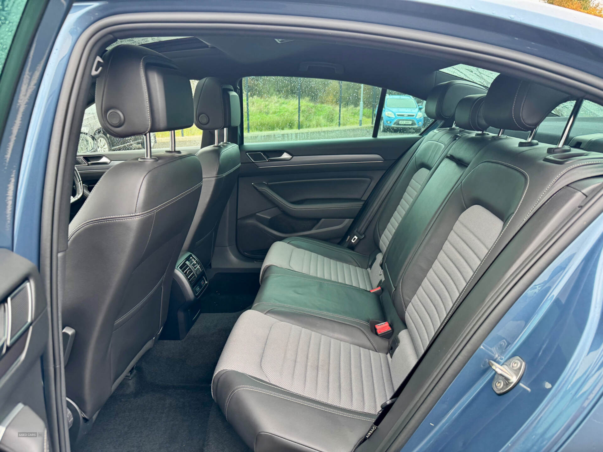Volkswagen Passat DIESEL SALOON in Derry / Londonderry