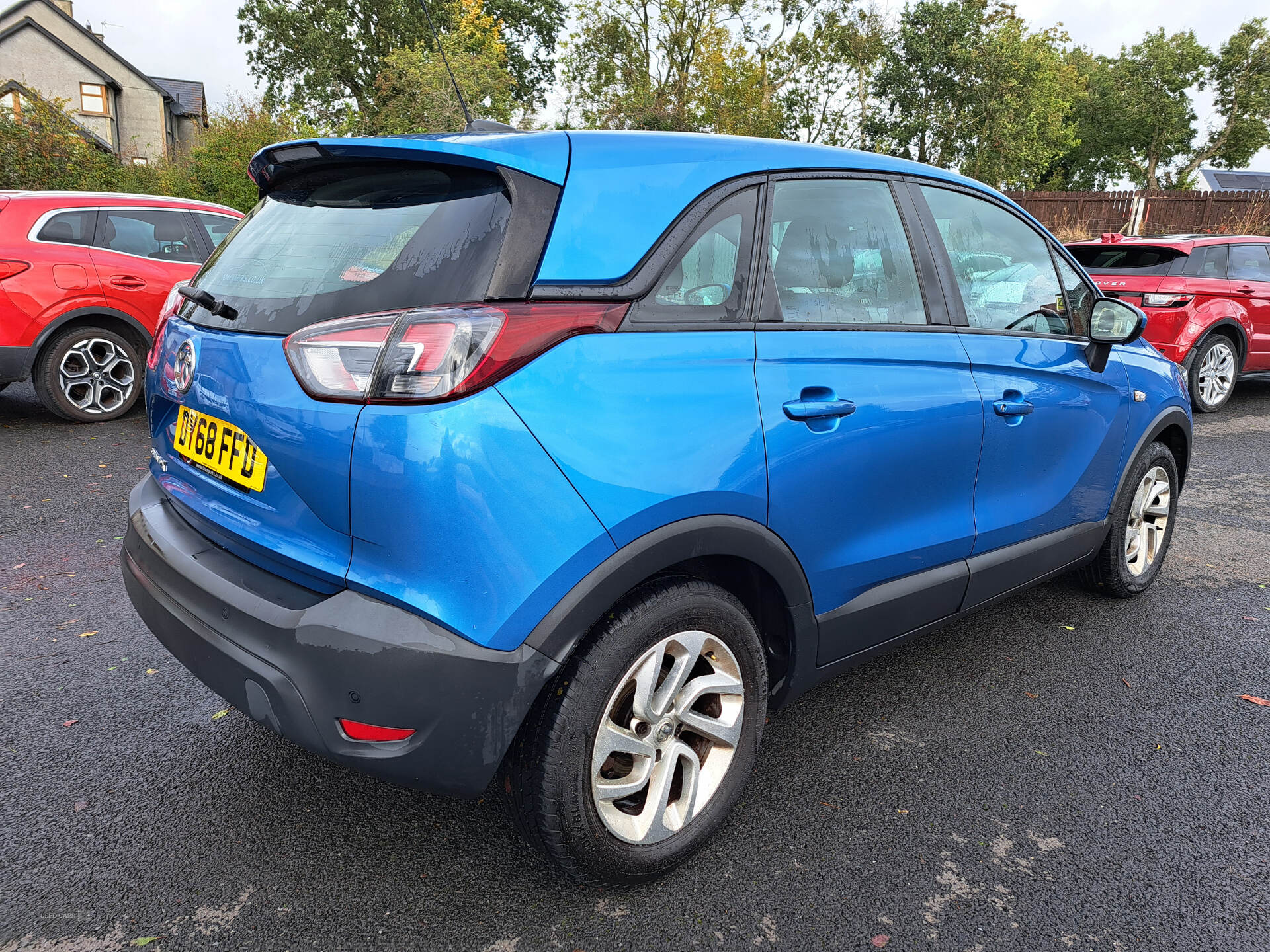 Car Thumbnail 5