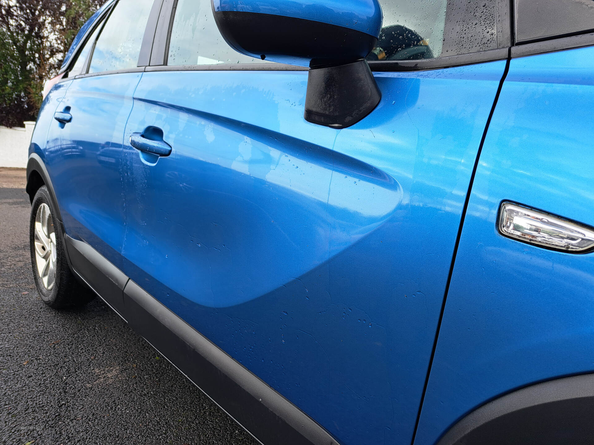 Car Thumbnail 8