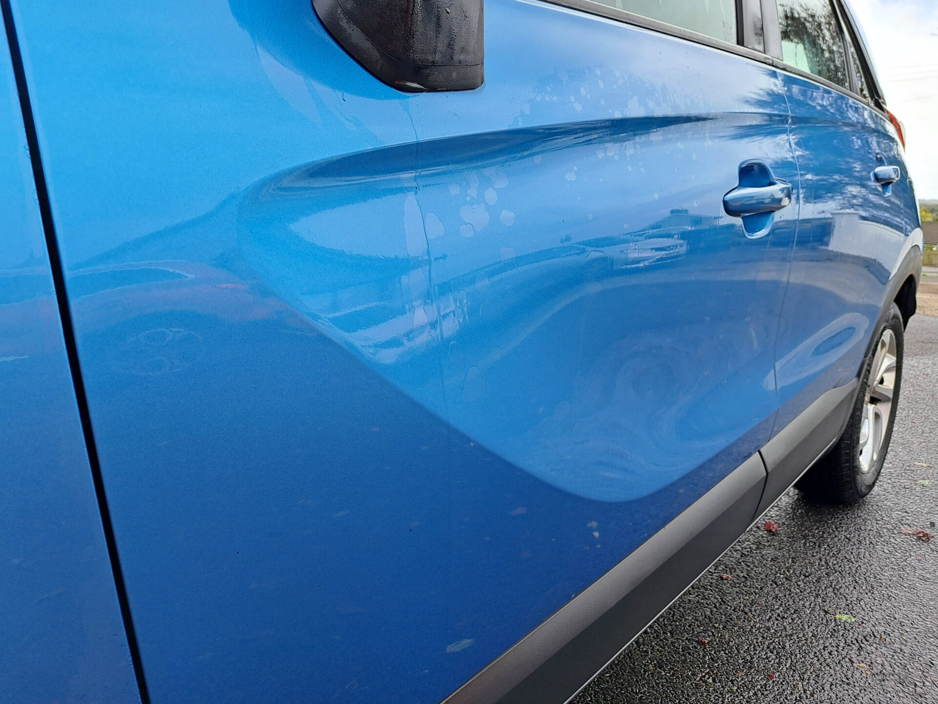 Car Thumbnail 9