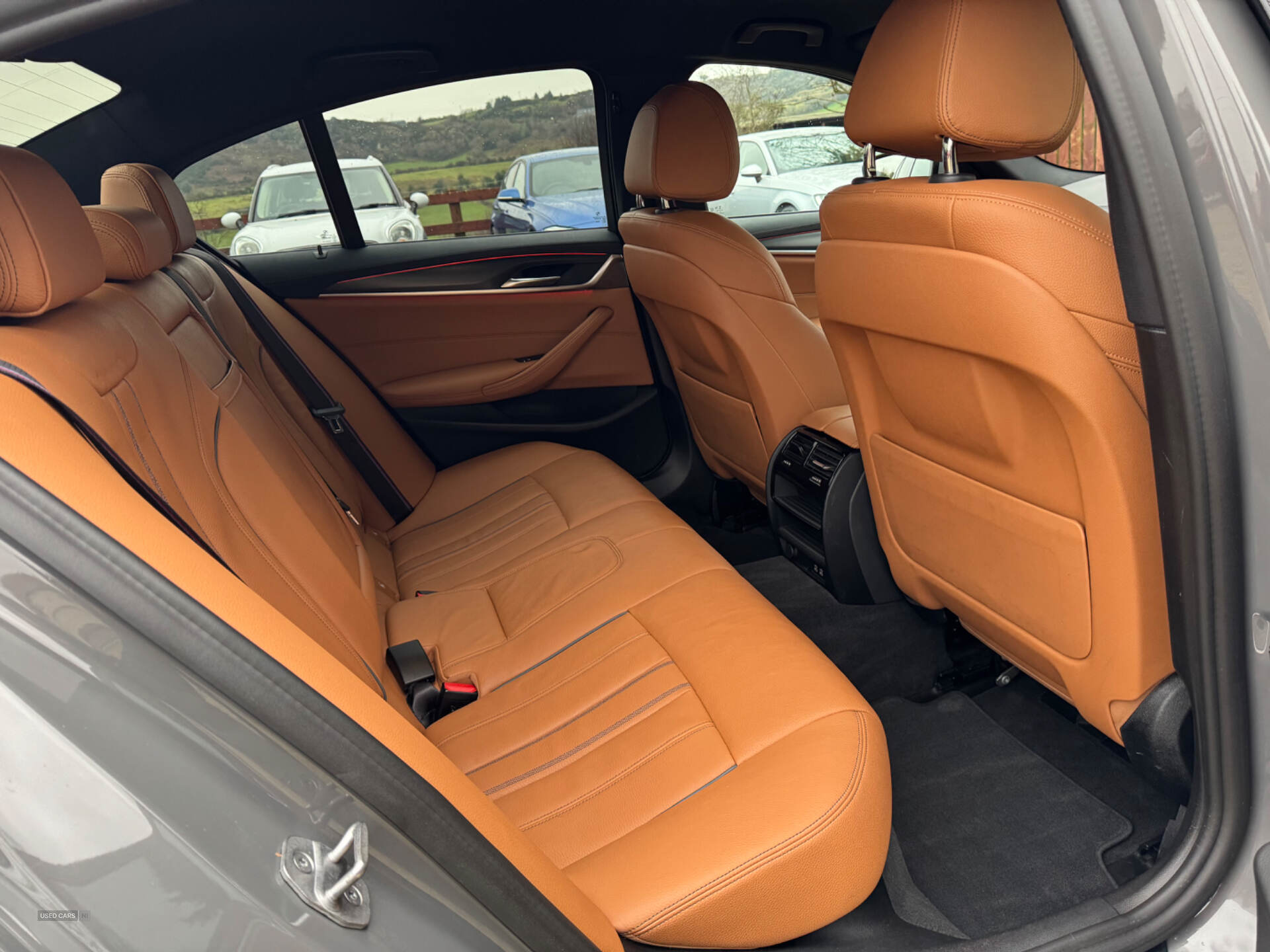 Car Thumbnail 9