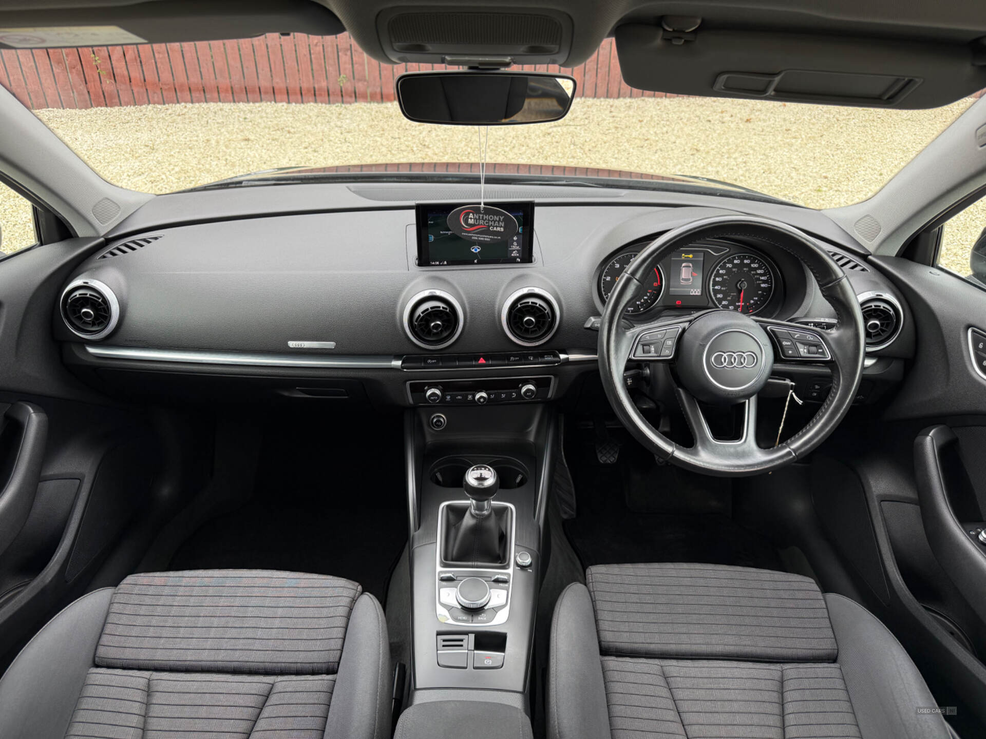 Car Thumbnail 5