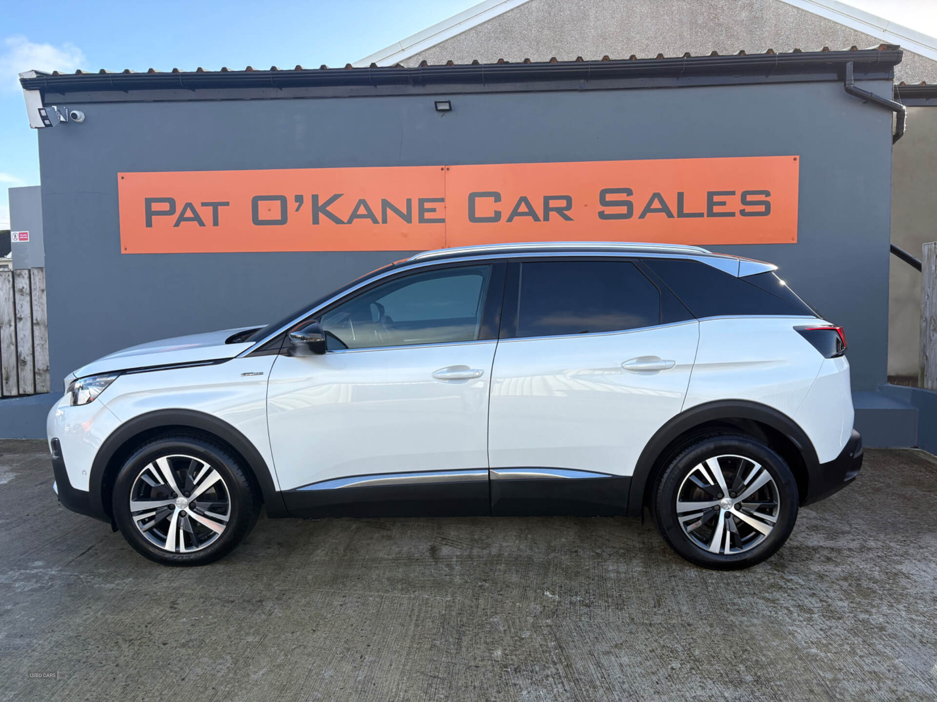 Peugeot 3008 DIESEL ESTATE in Derry / Londonderry
