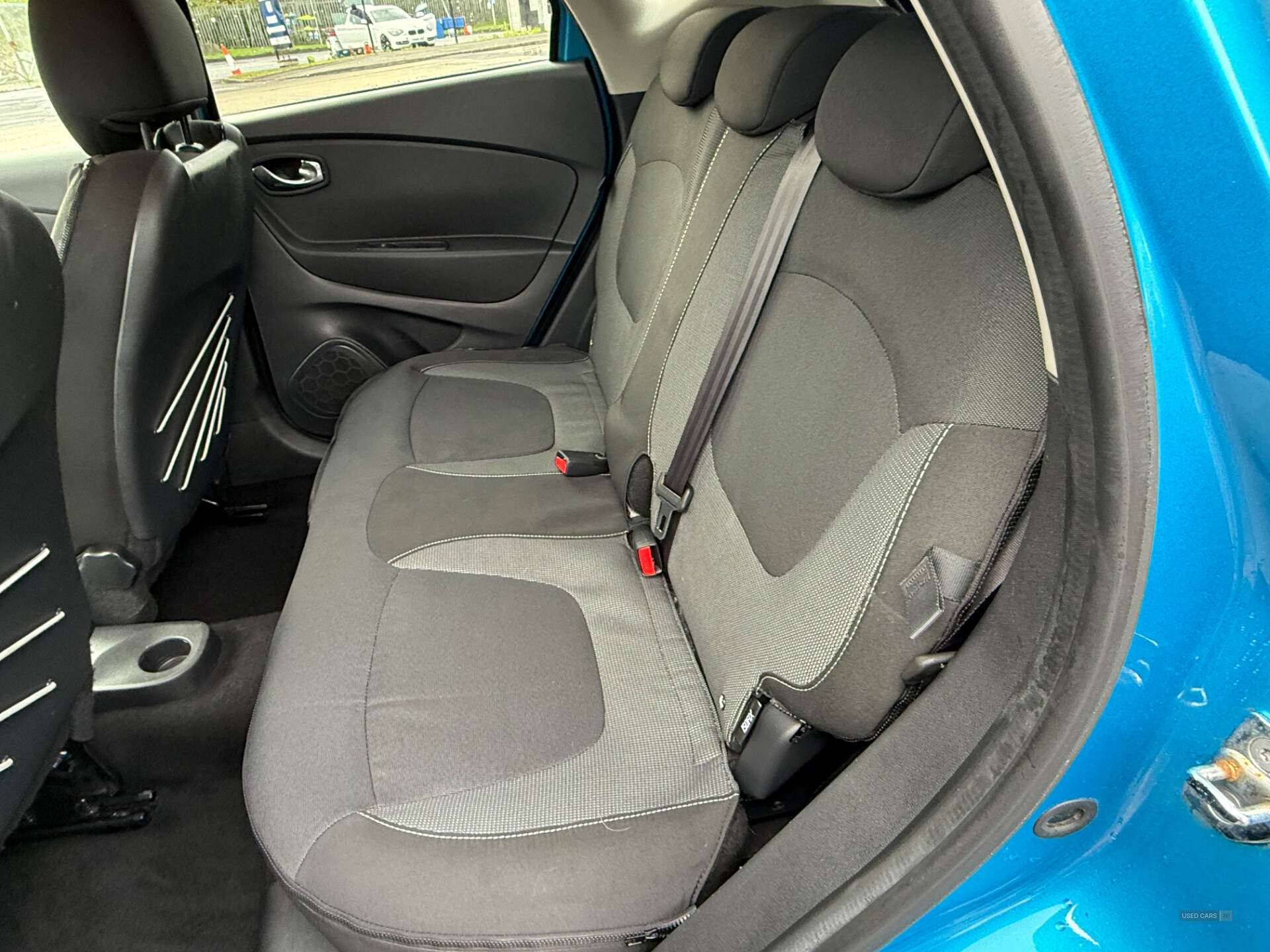 Car Thumbnail 9
