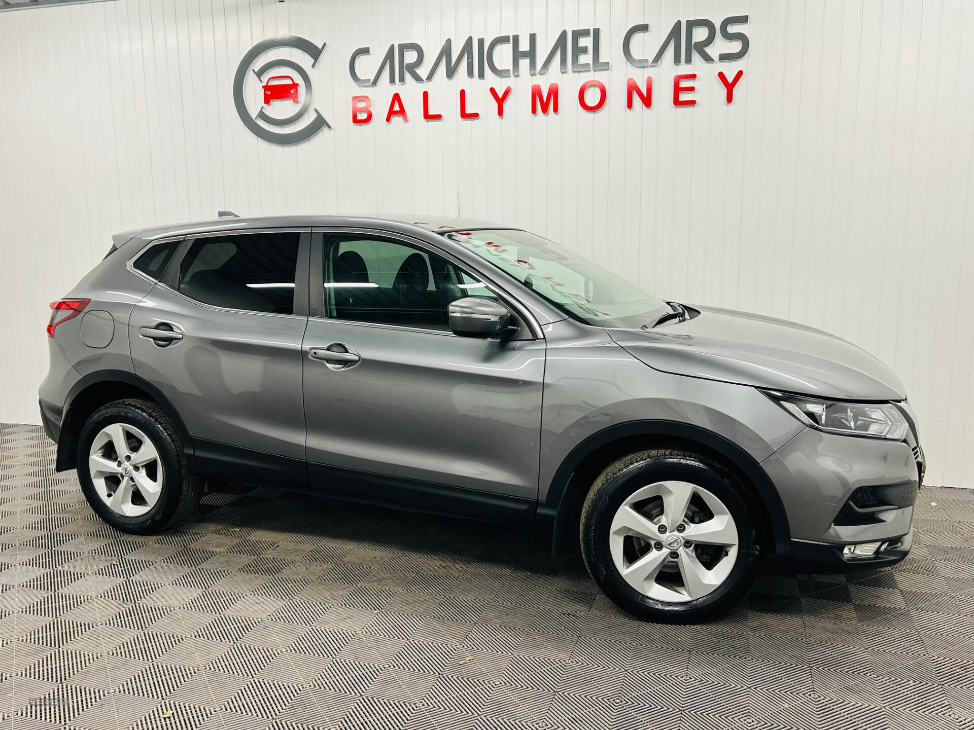 Apr 2019 Nissan Qashqai 1.5 dCi 115 Acenta Premium 5dr
