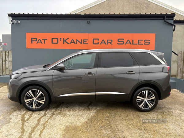 Peugeot 5008 5dr in Derry / Londonderry