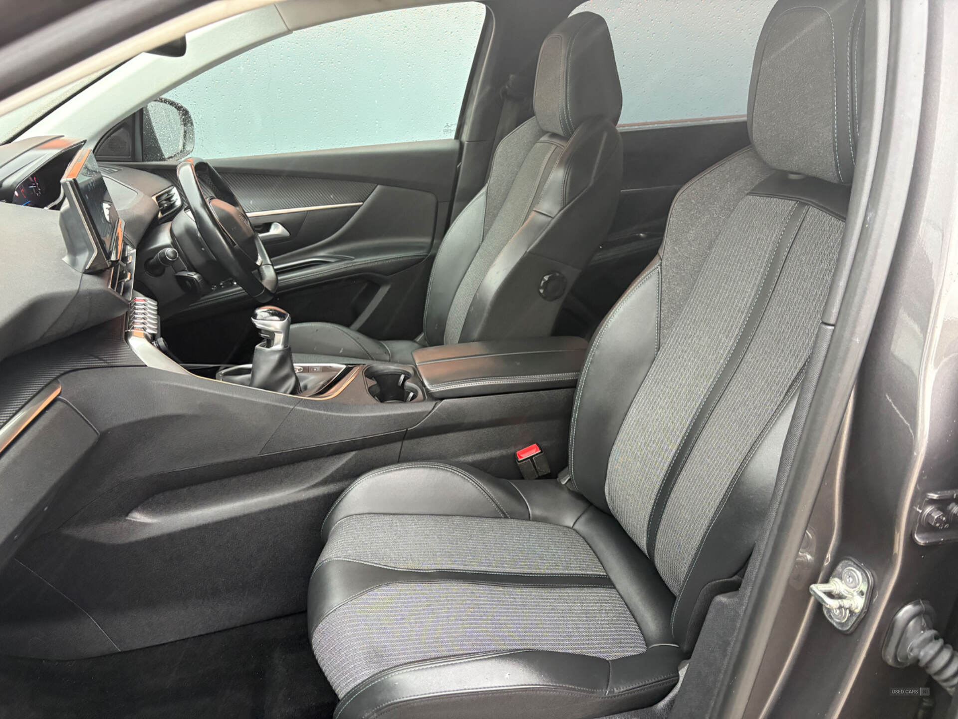 Peugeot 5008 5dr in Derry / Londonderry