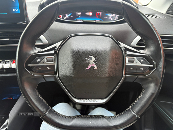 Peugeot 5008 5dr in Derry / Londonderry