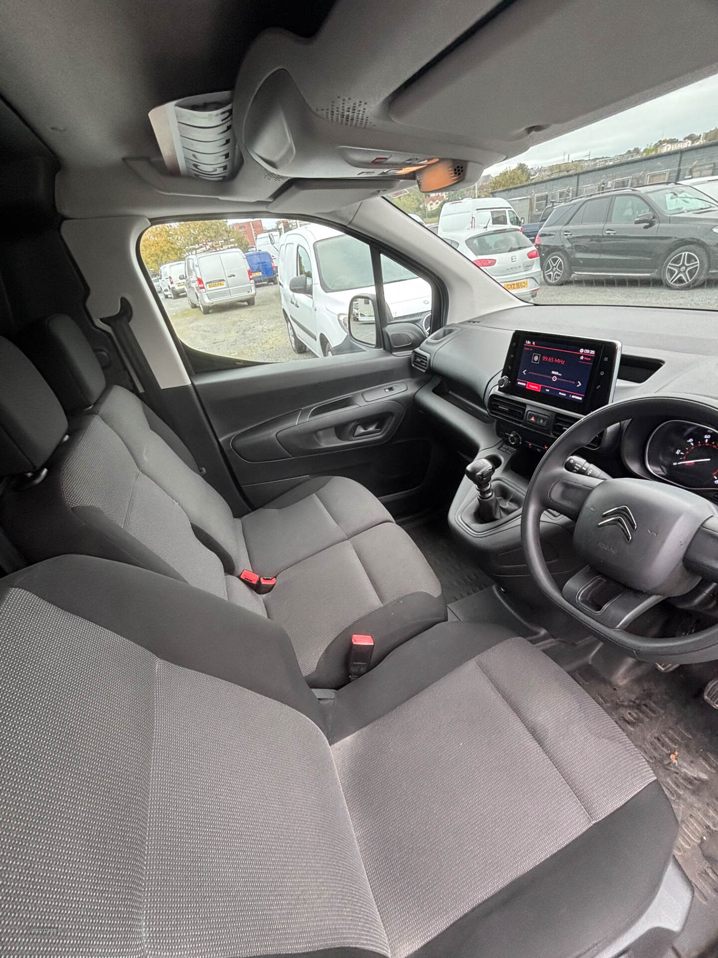 Car Thumbnail 6
