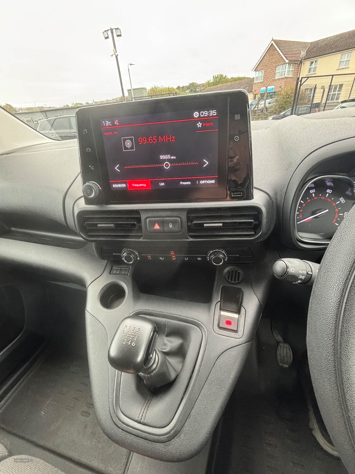 Car Thumbnail 7