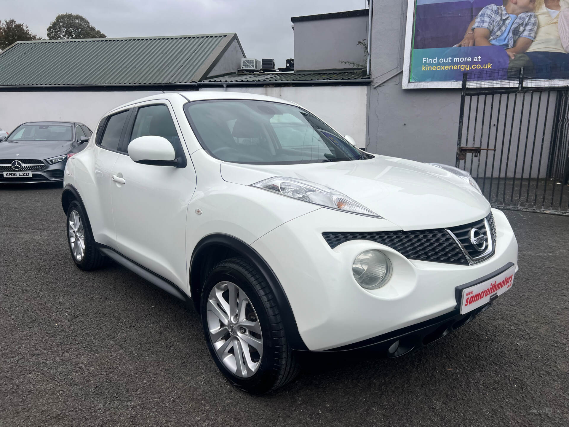 Mar 2012 Nissan Juke 1.6 Tekna 5dr CVT
